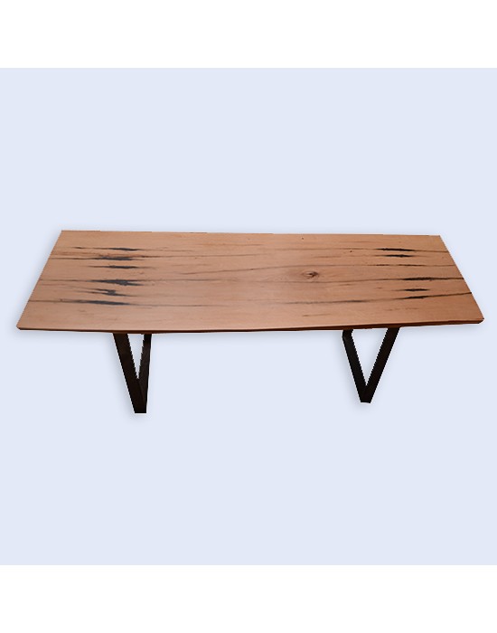 Mesa de centro rústica con madera de haya