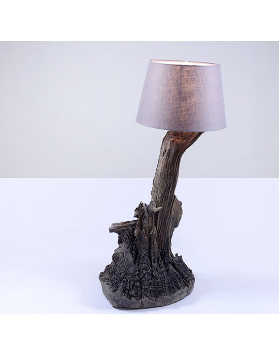 Lámpara con raíz de pino